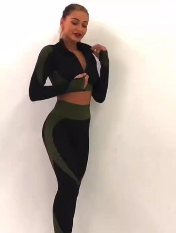 Signature Cowgirl Yoga Set – Top, Sports Bra & Leggings